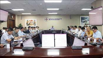 Họp rà soát tiến độ cung cấp cột thép cho Dự án Đường dây 500kV mạch 3 từ Quảng Trạch đi Phố Nối