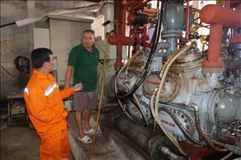 Nhà máy nước đá Kim Chung 2 tiết kiệm 20 triệu đồng tiền điện/tháng
