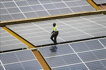 Điện mặt trời không nối lưới phát triển mạnh ở châu Phi 