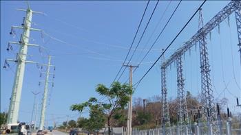 Hoàn thành công trình đường dây 110kV cấp điện cho Tổ hợp hóa dầu Long Sơn