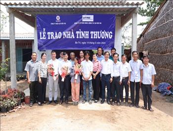 Bàn giao Nhà tình thương cho hộ nghèo tại huyện Ba Tri, tỉnh Bến Tre