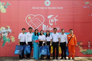 Hơn 60 CBNV PC Bình Phước tham gia hiến máu nhân đạo