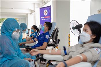 EVNGENCO 2 hiến tặng 105 đơn vị máu cứu người trong đại dịch COVID-19