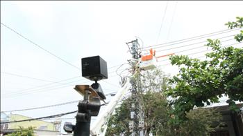 Công ty Điện lực Kon Tum triển khai giám sát an toàn bằng camera trong công tác sửa chữa nóng lưới điện