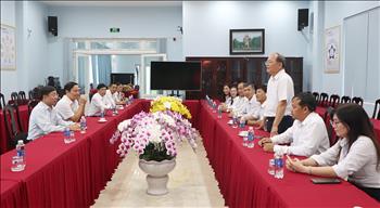 Công đoàn EVNNPT thăm, động viên người lao động tại Truyền tải điện Lâm Đồng