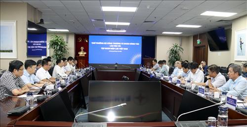 Thứ trưởng Bộ Công Thương làm việc với Tập đoàn Điện lực Việt Nam