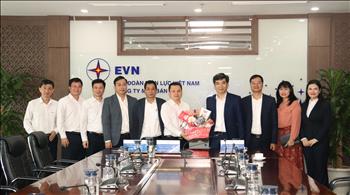 Lãnh đạo EVN động viên, chúc Tết CBCNV Công ty Mua bán điện và Trung tâm Điều độ Hệ thống điện Quốc gia