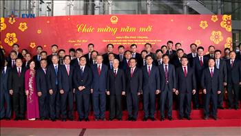 Tổng bí thư - Chủ tịch nước Nguyễn Phú Trọng thăm Trung tâm Điều độ Hệ thống điện Quốc gia và chúc tết CBNV EVN