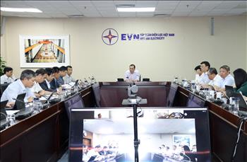 Lãnh đạo EVN làm việc với các nhà thầu, đôn đốc tiến độ dự án đường dây 500kV mạch 3 
