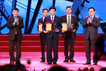 2 công trình điện được tôn vinh tại Chương trình Vinh quang Việt Nam lần thứ 14