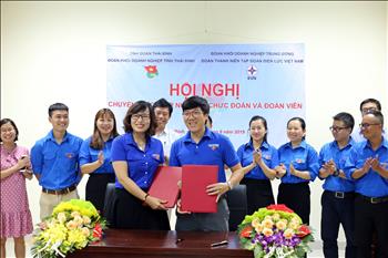Đoàn Thanh niên EVN tiếp nhận tổ chức Đoàn Ban Quản lý dự án Nhiệt điện Thái Bình