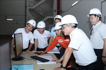 Chùm ảnh: Đoàn công tác EVN kiểm tra an toàn vệ sinh lao động tại các nhà máy Thủy điện Sông Bung 2, Sông Bung 4