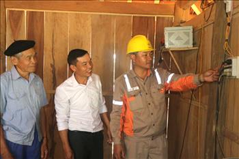 Sơn La: Hơn 1.100 hộ dân được sử dụng điện lưới quốc gia
