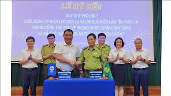 Ký kết quy chế phối hợp bảo vệ hành lang an toàn lưới điện cao áp tại tỉnh Sơn La