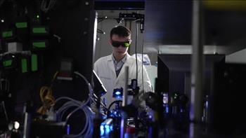 Chất xúc tác nano vật liệu rẻ tiền sử dụng năng lượng ánh sáng phân tách amoniac thành hydro