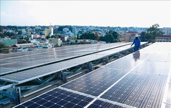 Bộ Công Thương ban hành hướng dẫn thực hiện phát triển điện mặt trời mái nhà