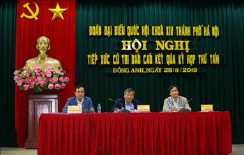 Đoàn Đại biểu Quốc hội Thành phố Hà Nội tiếp xúc cử tri sau kỳ họp thứ tám