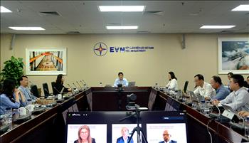 EVN tổ chức hội thảo trực tuyến về chuyển đổi số với Trường Đại học RMIT (Úc)