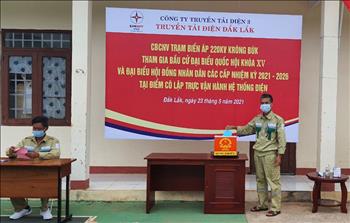 CBNV Tập đoàn Điện lực Việt Nam nô nức đi bỏ phiếu trong 'Ngày hội non sông'