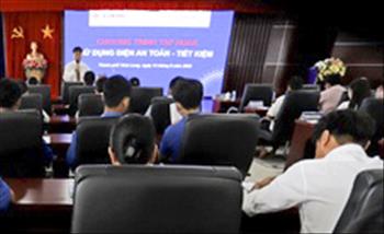 PC Vĩnh Long tổ chức tập huấn tuyên truyền tiết kiệm điện