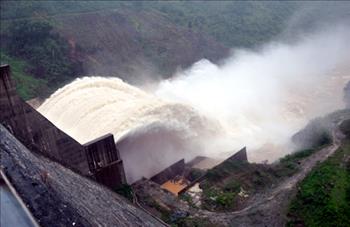 Quảng Nam đánh giá thủy điện giúp cắt giảm lũ cho hạ du