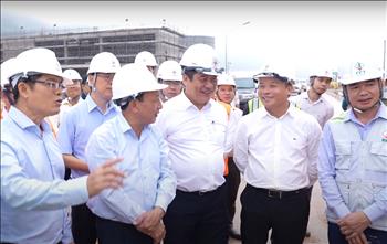 Thi đua tăng tốc các dự án tại Trung tâm Điện lực Quảng Trạch