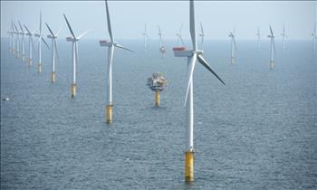 Trang trại điện gió ngoài khơi lớn nhất thế giới nâng công suất