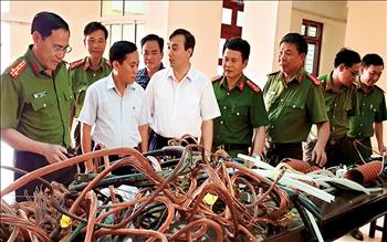 Nam Định: Thủ phạm của hàng loạt vụ trộm thiết bị điện... sa lưới