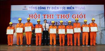 30 công nhân đạt danh hiệu Thợ giỏi cấp EVNCPC năm 2017