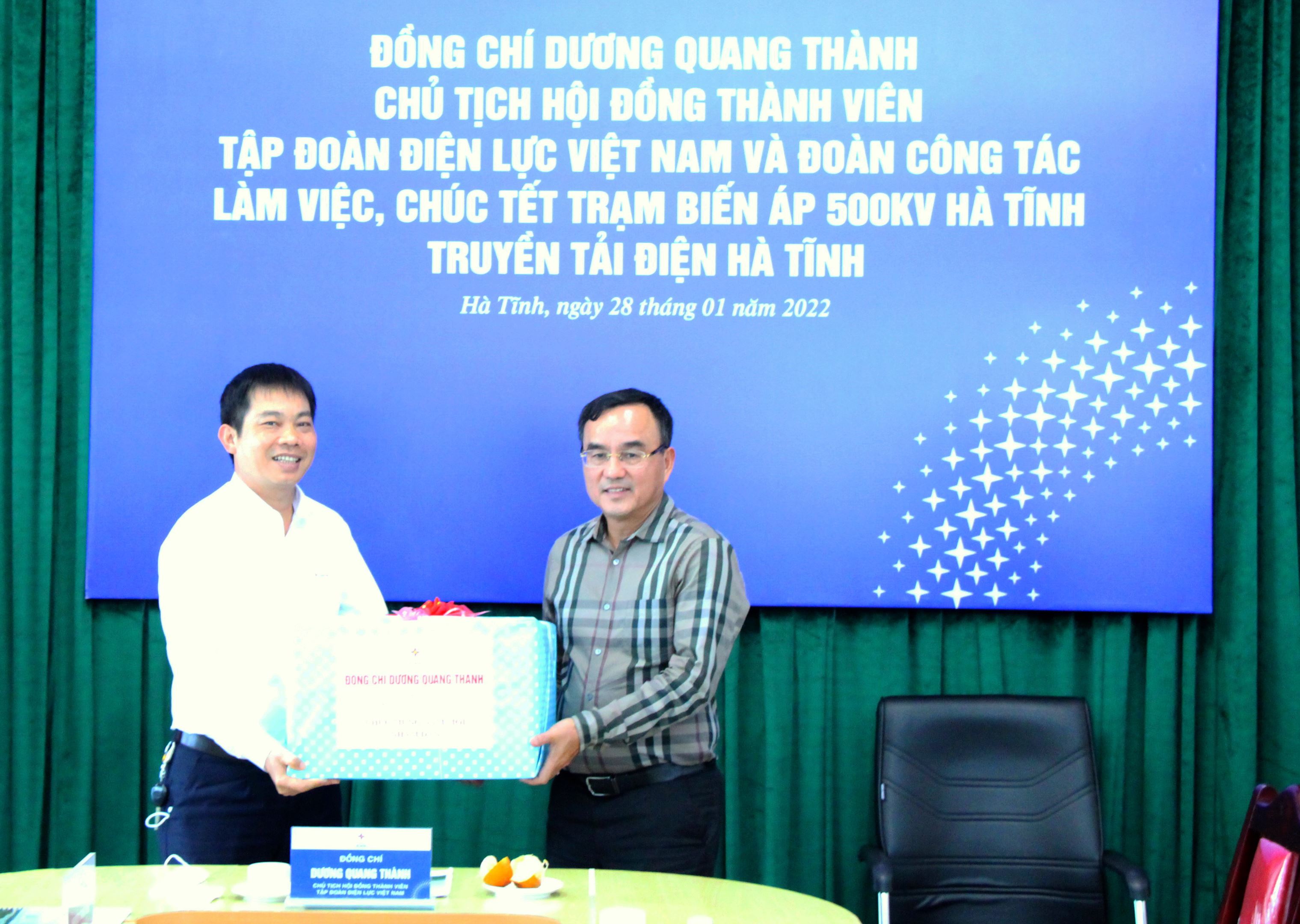 EVN Dương Quang Thành: Chào mừng đến với EVN Dương Quang Thành - một trong những công ty điện lực hàng đầu tại Việt Nam. Với cam kết đầu tư và cải thiện hệ thống điện lực đồng bộ, chúng tôi đang giúp nâng cao chất lượng cuộc sống và sự phát triển kinh tế của Việt Nam. Hãy cùng chúng tôi đón nhận tương lai sáng tạo và bền vững!